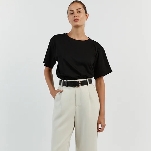 DISSH CHARLOTTE BLACK LOOSE FIT ROUND CREWNECK TEE SHIRT - Picture 3 of 9